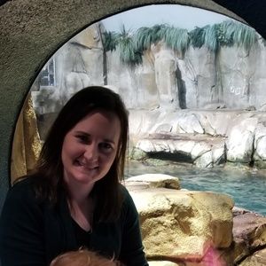 Meet your Posher, Crystal